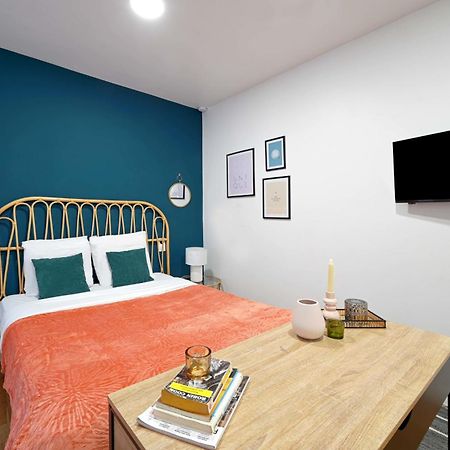 Modern Studio Fully Renovated Париж Екстер'єр фото