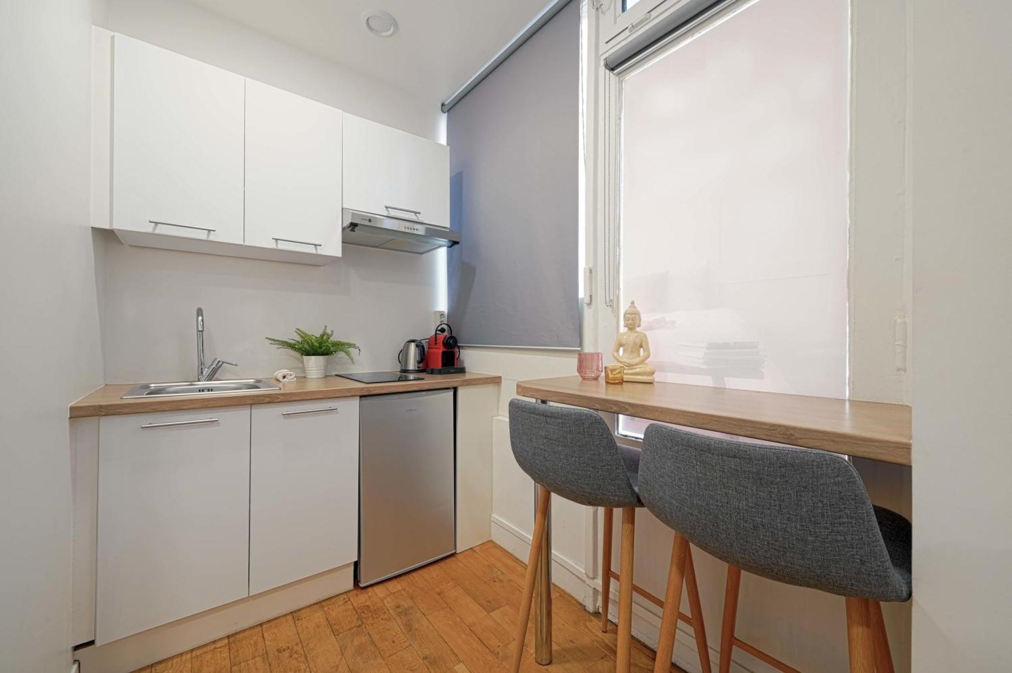 Modern Studio Fully Renovated Париж Екстер'єр фото